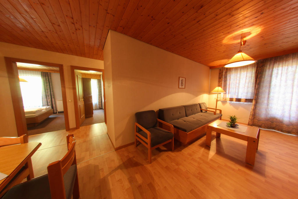 Pension Kroell Sankt Jakob in Defereggen Quarto foto